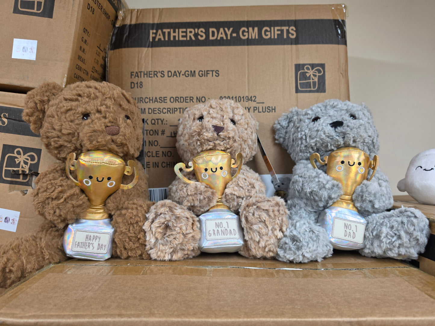 12 trophy plush bears - NO.1 Dad, Grandad and happy fathers day