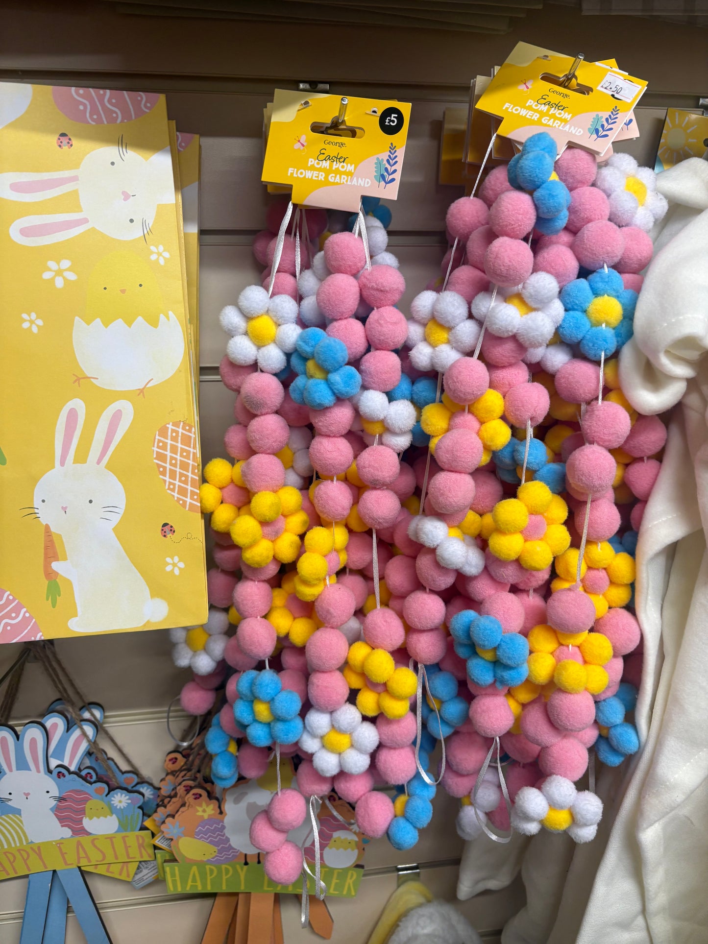 Flower Pompom garland