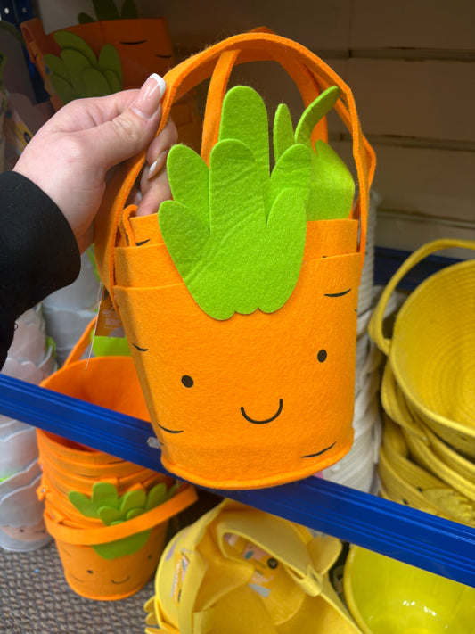 Carrot felt Easter bucket