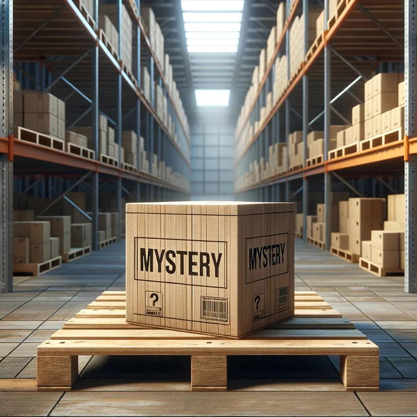 (Smalls) Mystery box – Less Than Retail