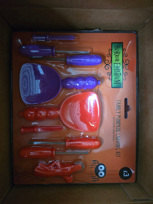Family Carving Kit x12