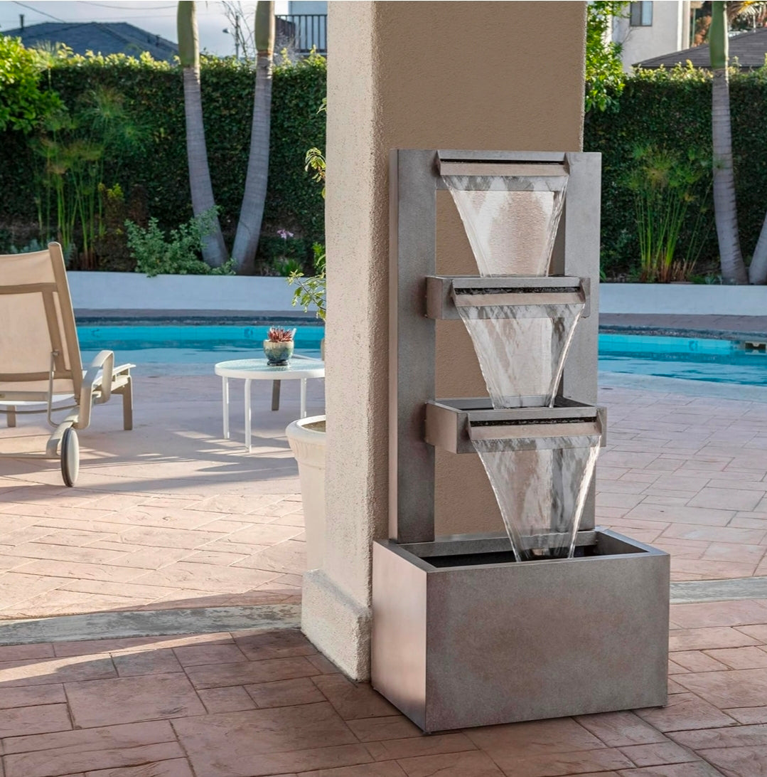 XL garden fountain