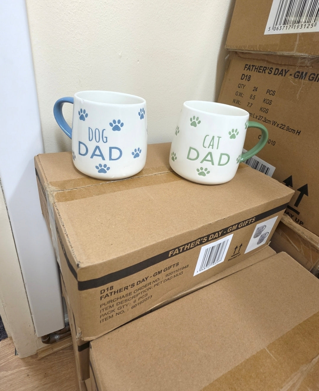Dog/Cat Dad cups - box of 6 (3 of each)