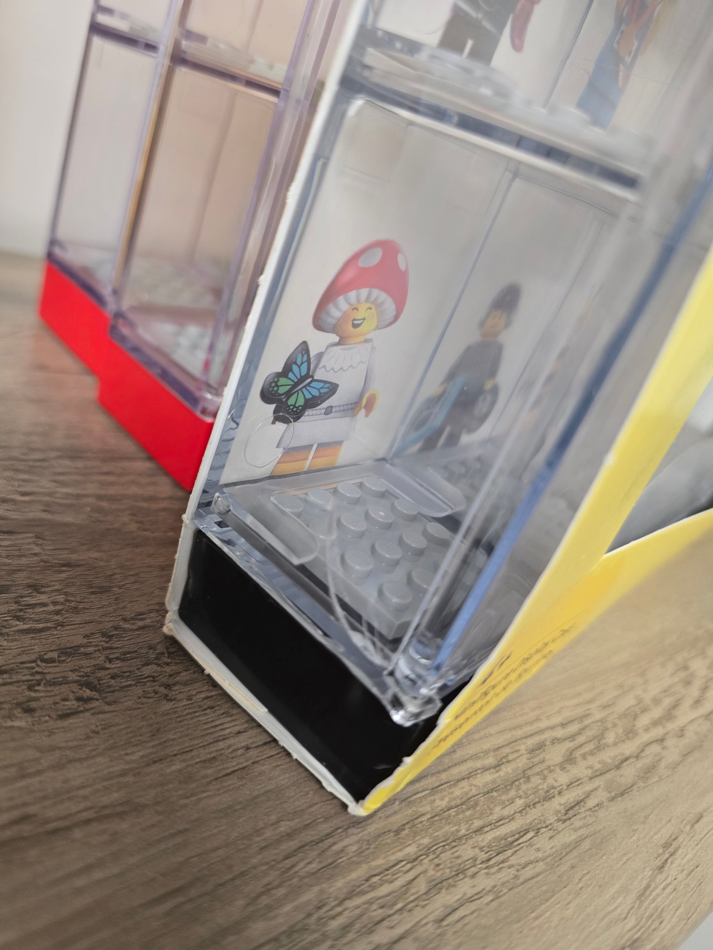Lego mini figure cases - Imperfections